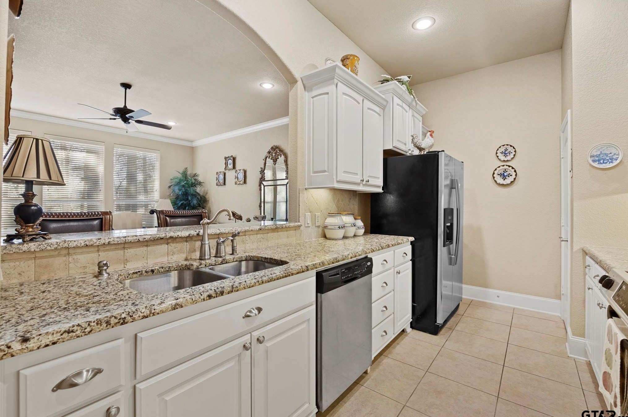 4329 Madera Dr, Tyler TX 75707-2153 exterior