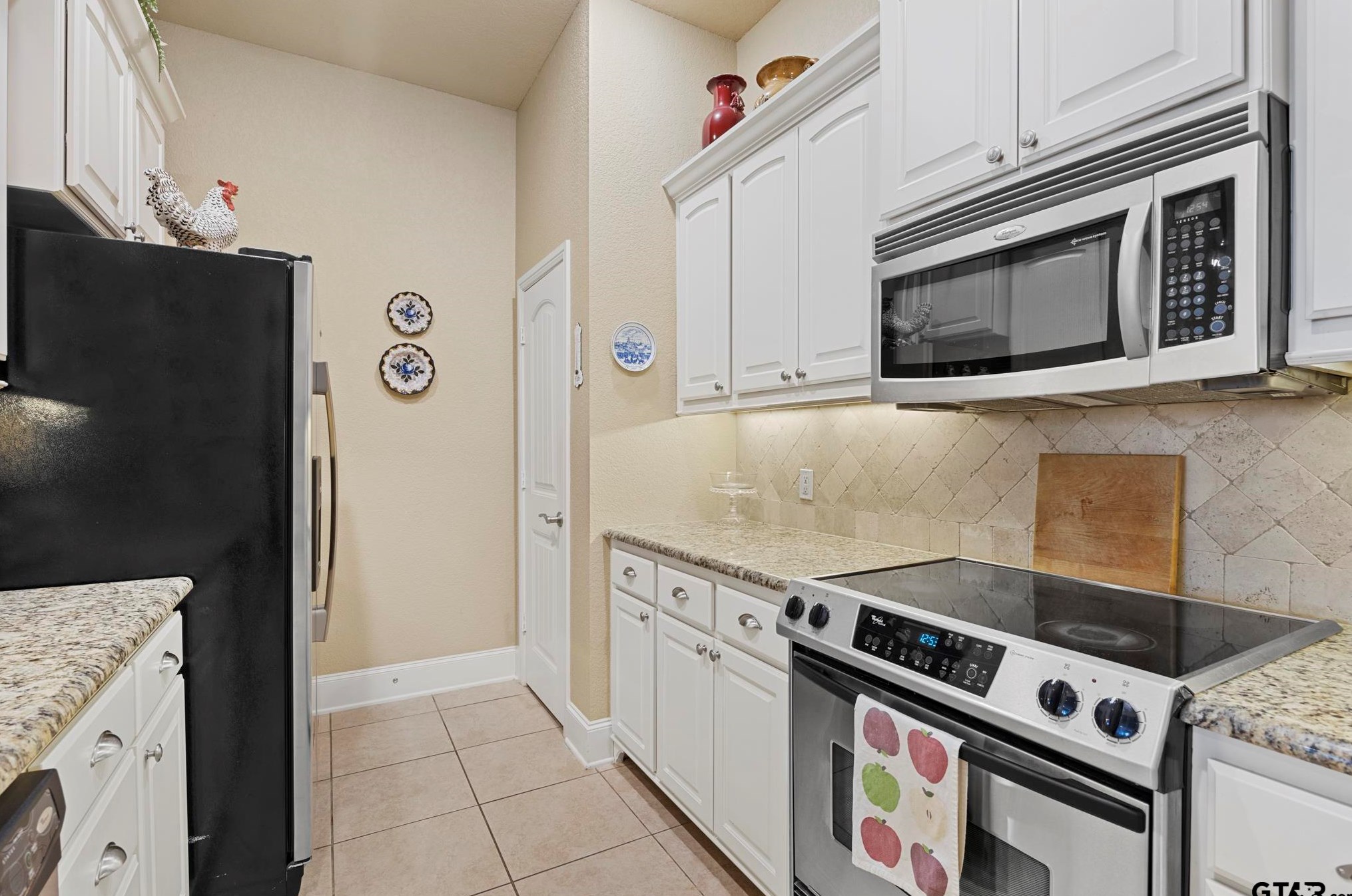 4329 Madera Dr, Tyler TX 75707-2153 exterior