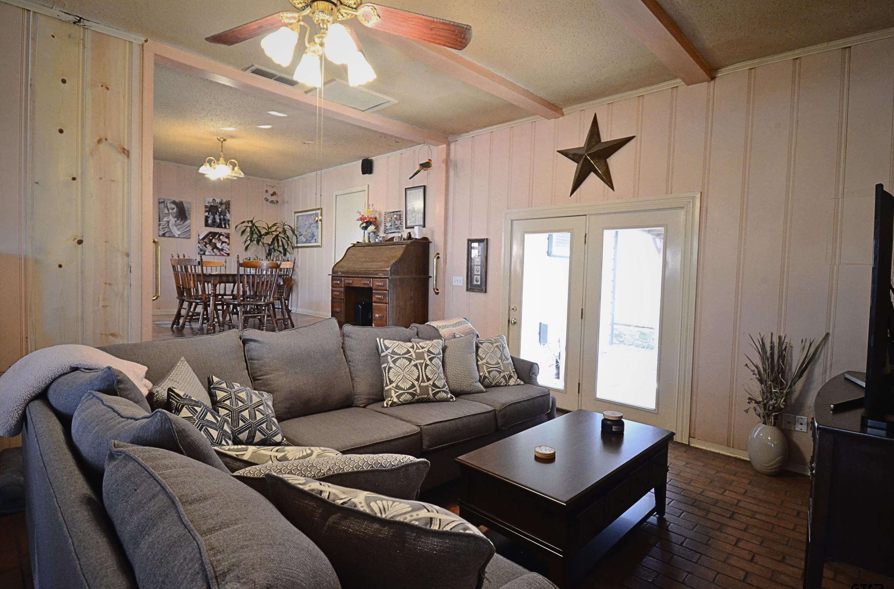 2803 Bain Pl, Tyler TX  75701-8017 exterior