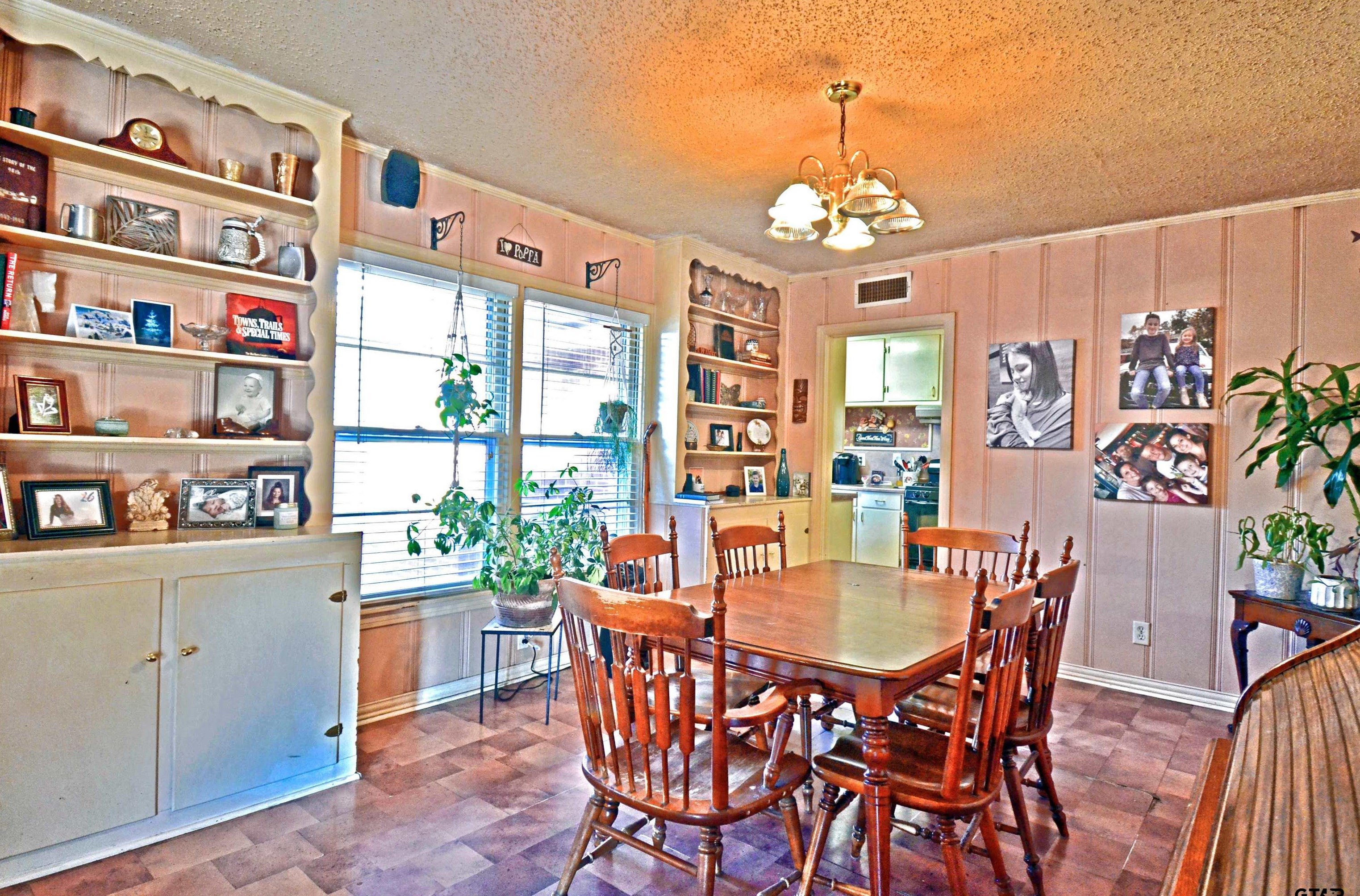 2803 Bain Pl, Tyler TX  75701-8017 exterior