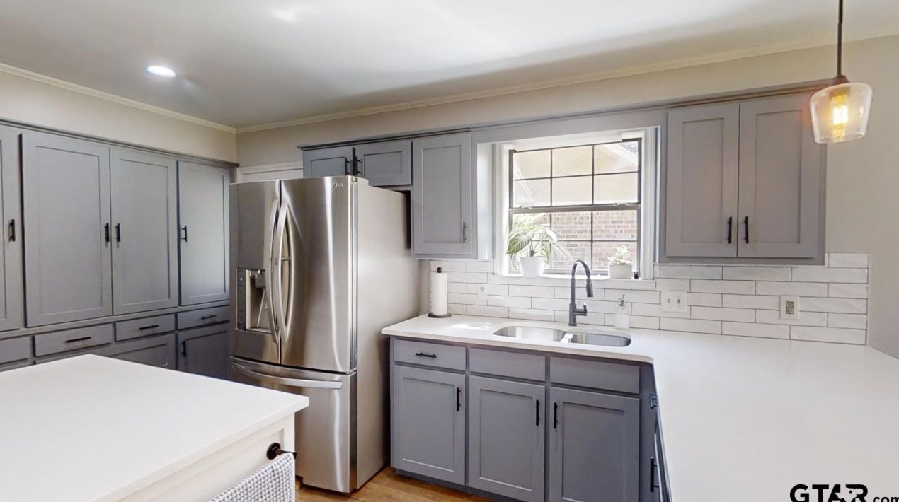 19525 Meadowood Ln, Tyler TX 75703-8777 exterior