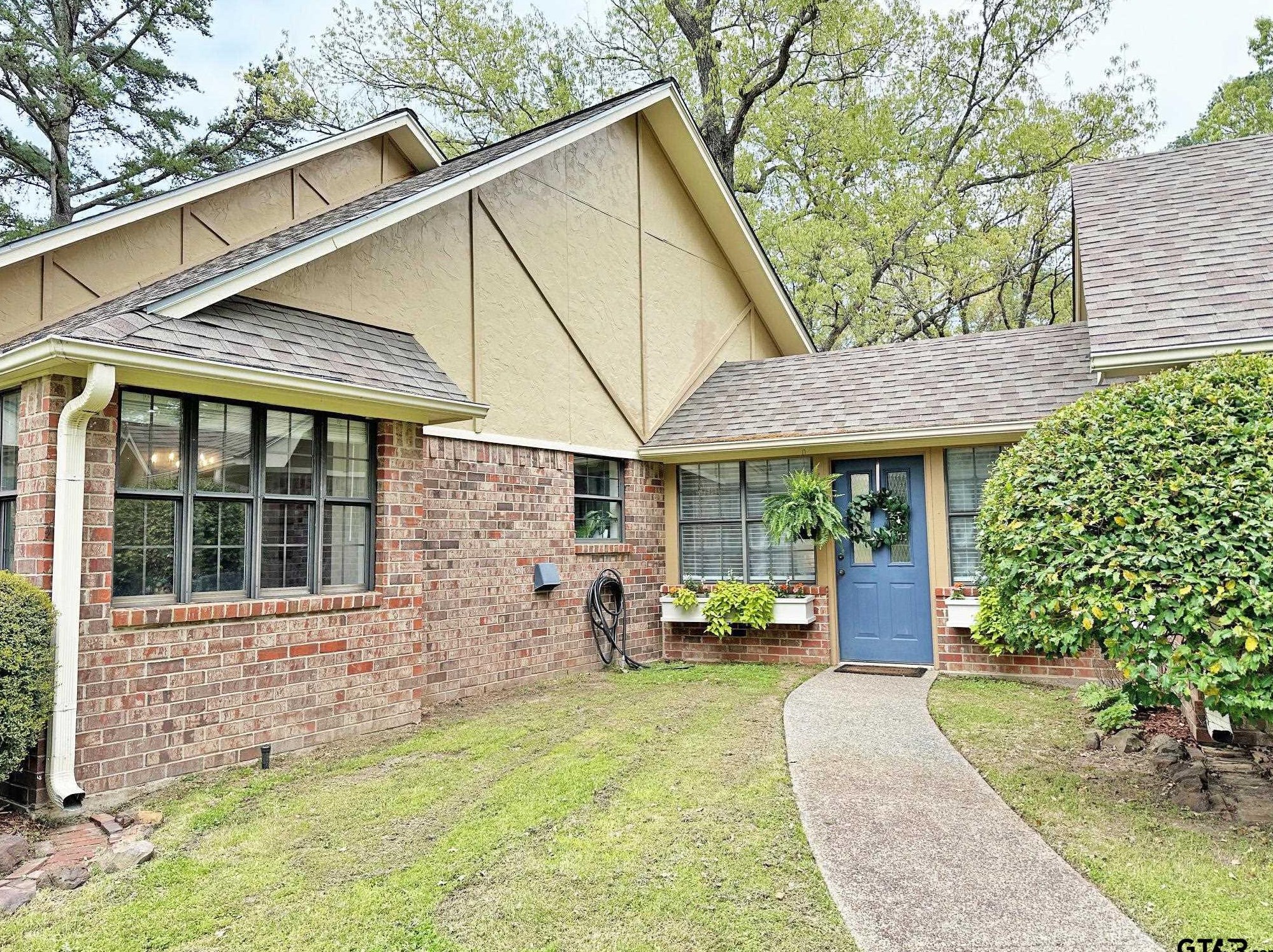 19525 Meadowood Ln, Tyler TX 75703-8777 exterior