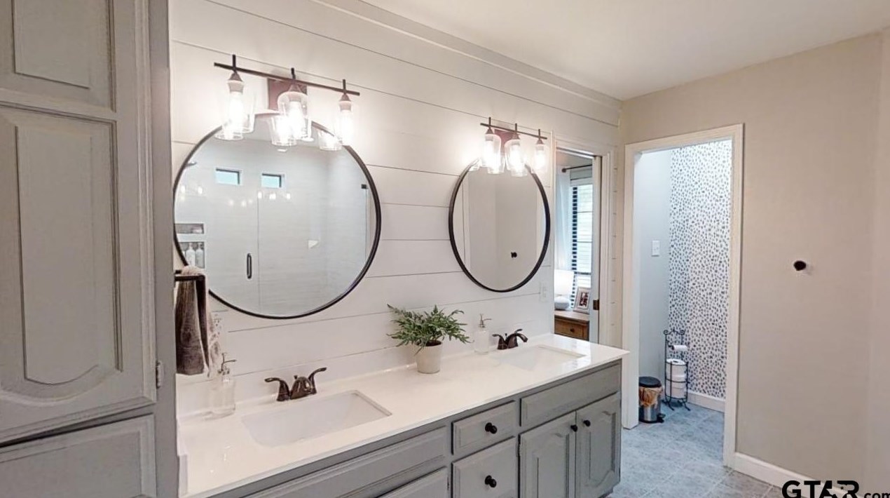 19525 Meadowood Ln, Tyler TX 75703-8777 exterior