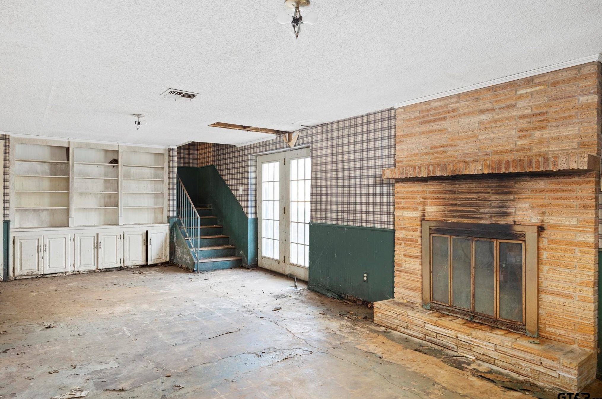 2918 Oak Knob St, Tyler TX  75701-8137 exterior