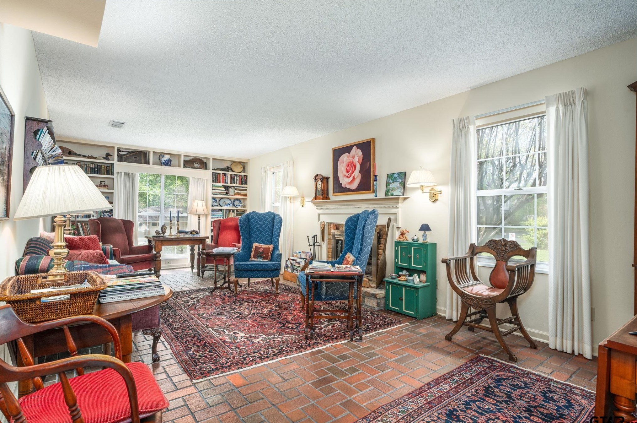 5816 Foxcroft Rd, Tyler TX 75703-4517 exterior