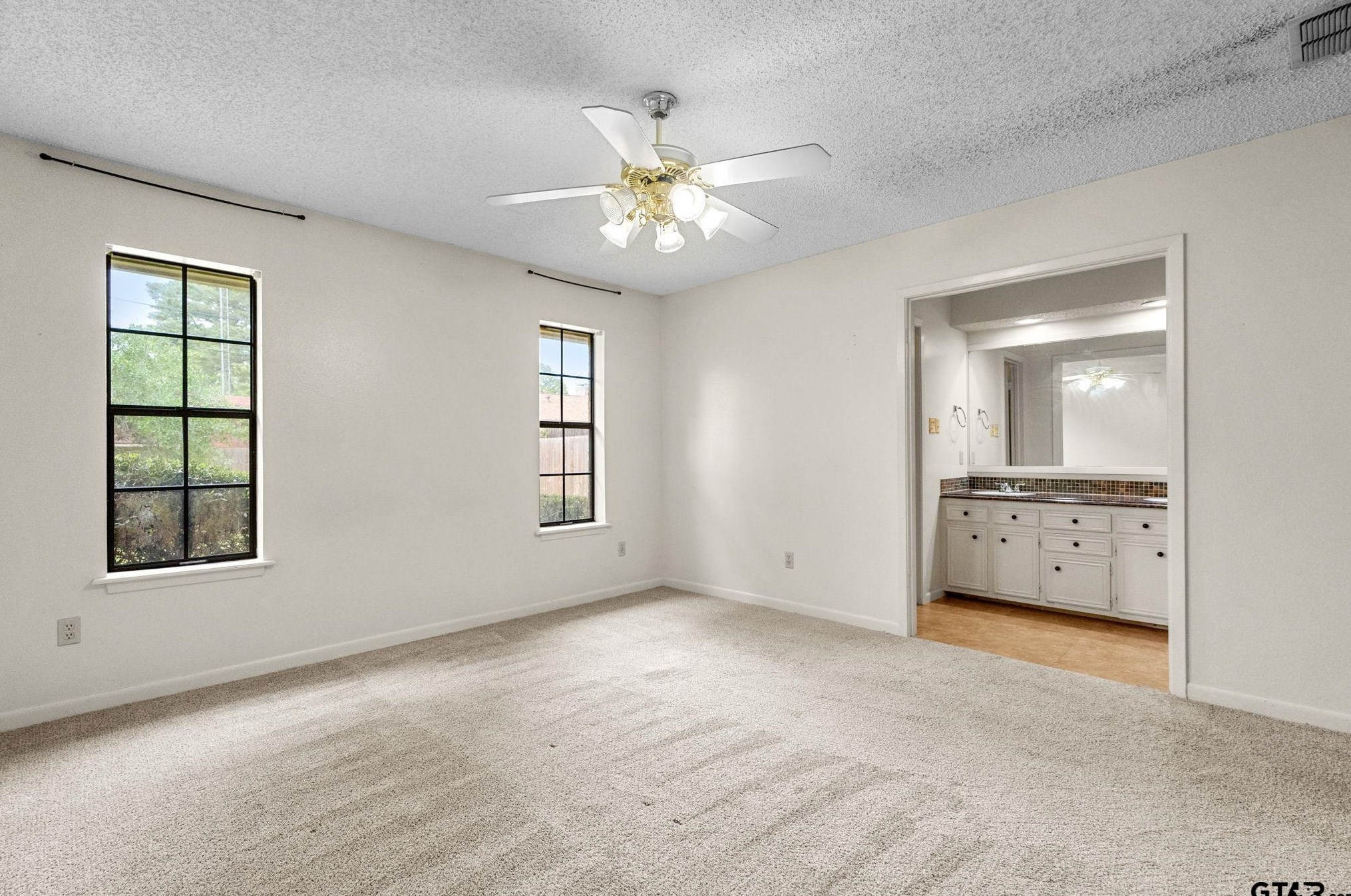 600 David Dr, Tyler TX  75703-4815 exterior