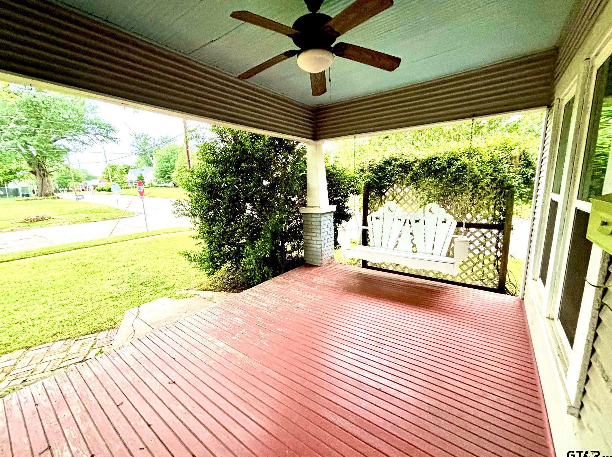 608 Sycamore St, West Mineola TX  75773-1656 exterior
