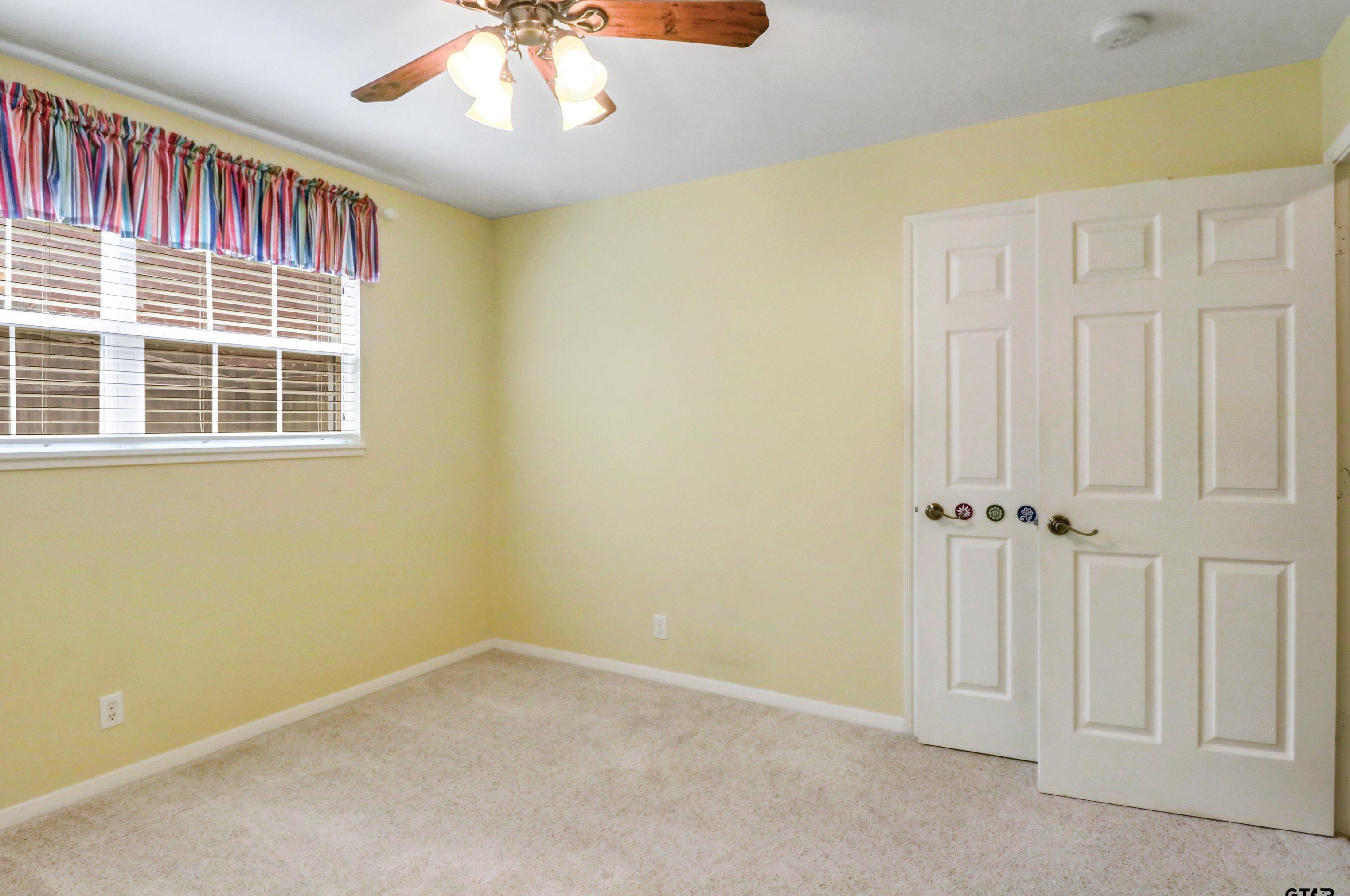 1400 Sequoia Dr, Tyler TX  75703-2040 exterior