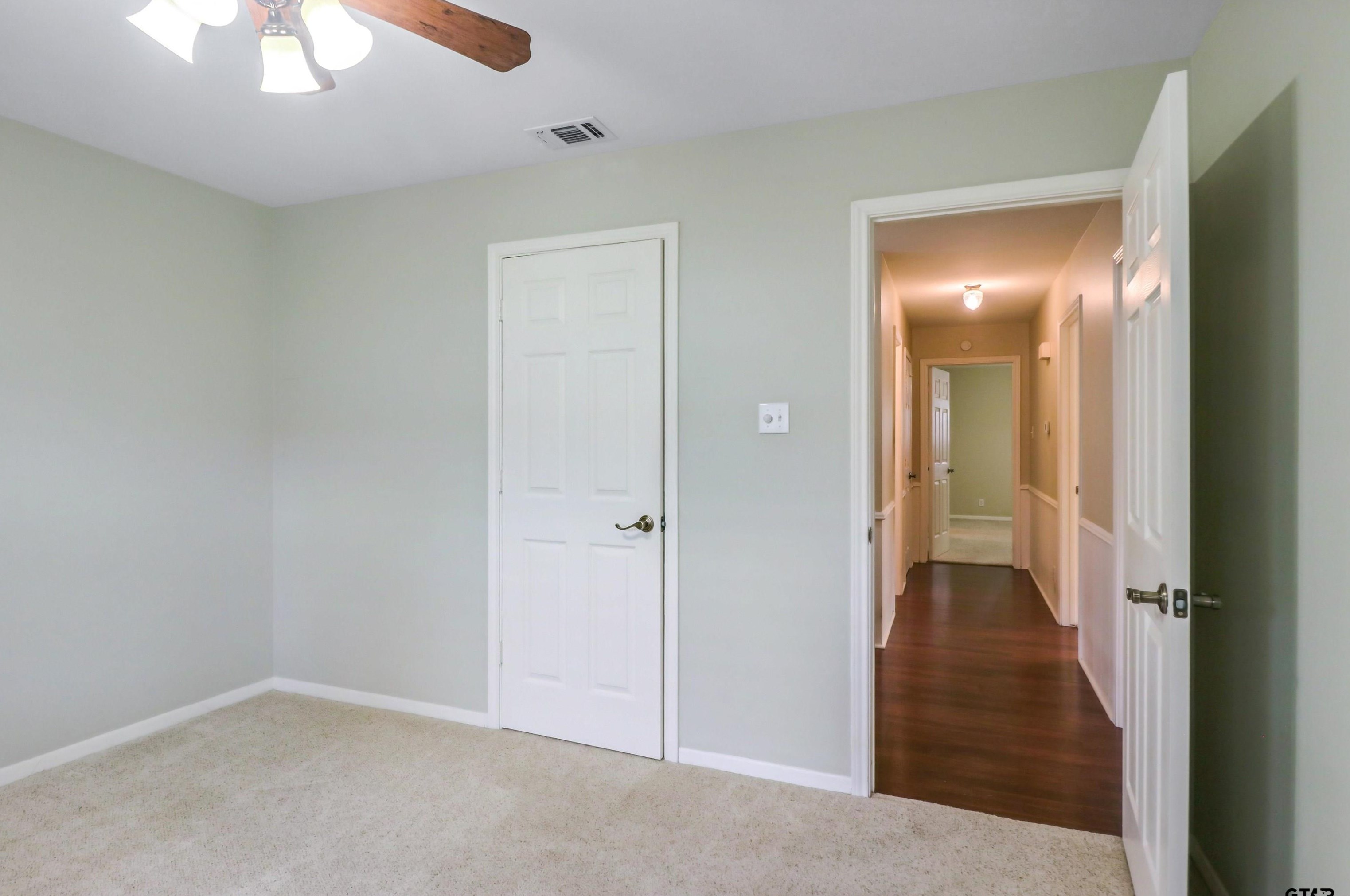 1400 Sequoia Dr, Tyler TX  75703-2040 exterior