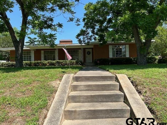 624 Marshall St, Henderson TX  75654-3955 exterior