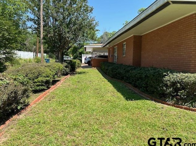 624 Marshall St, Henderson TX  75654-3955 exterior