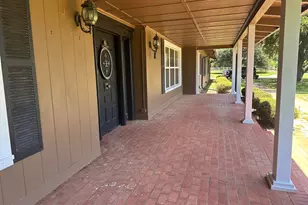 1248 Canada St, Jacksonville, TX 75766 - Photo 3