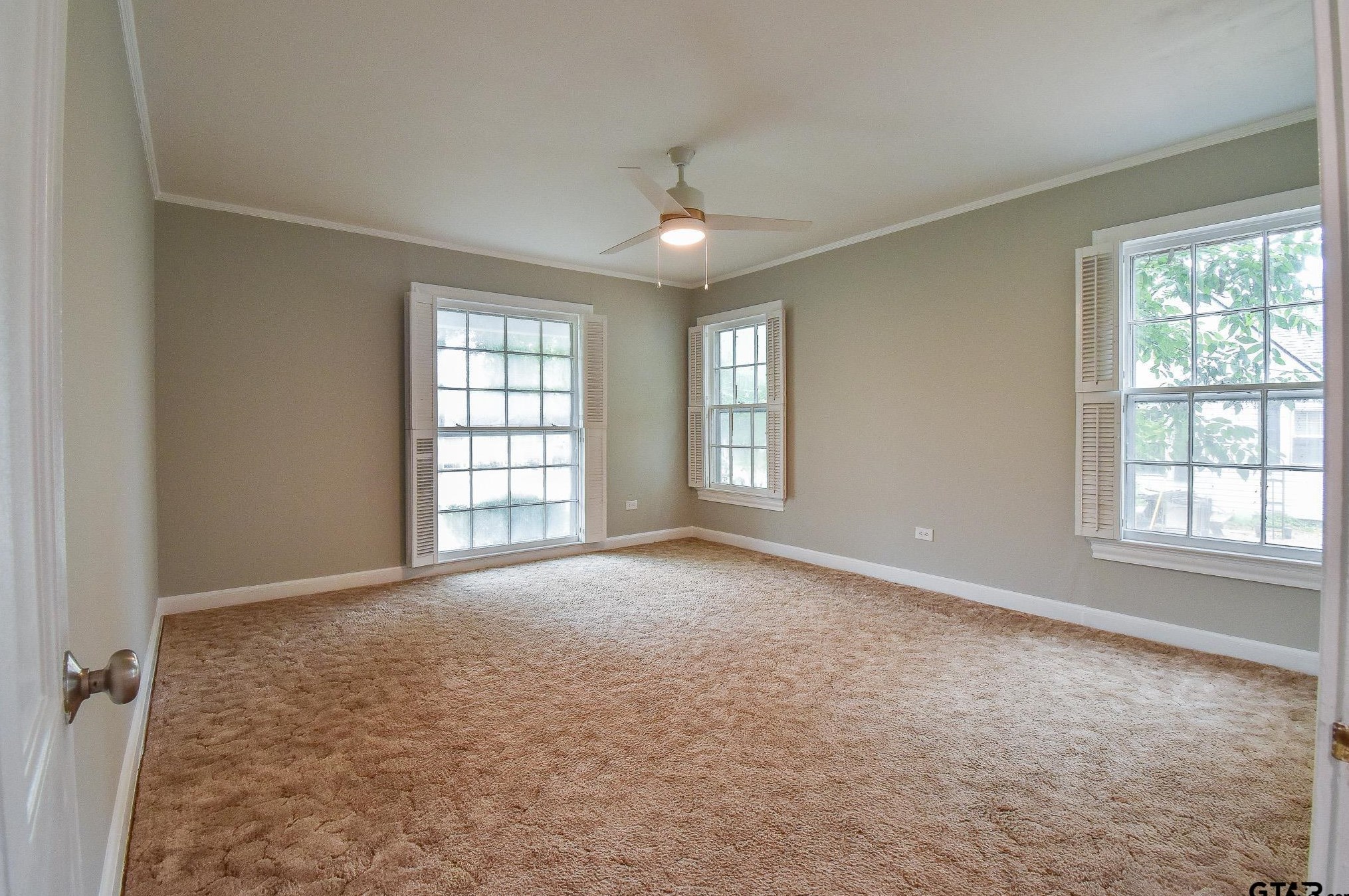 408 Woodlawn St, Henderson TX  75652-6044 exterior