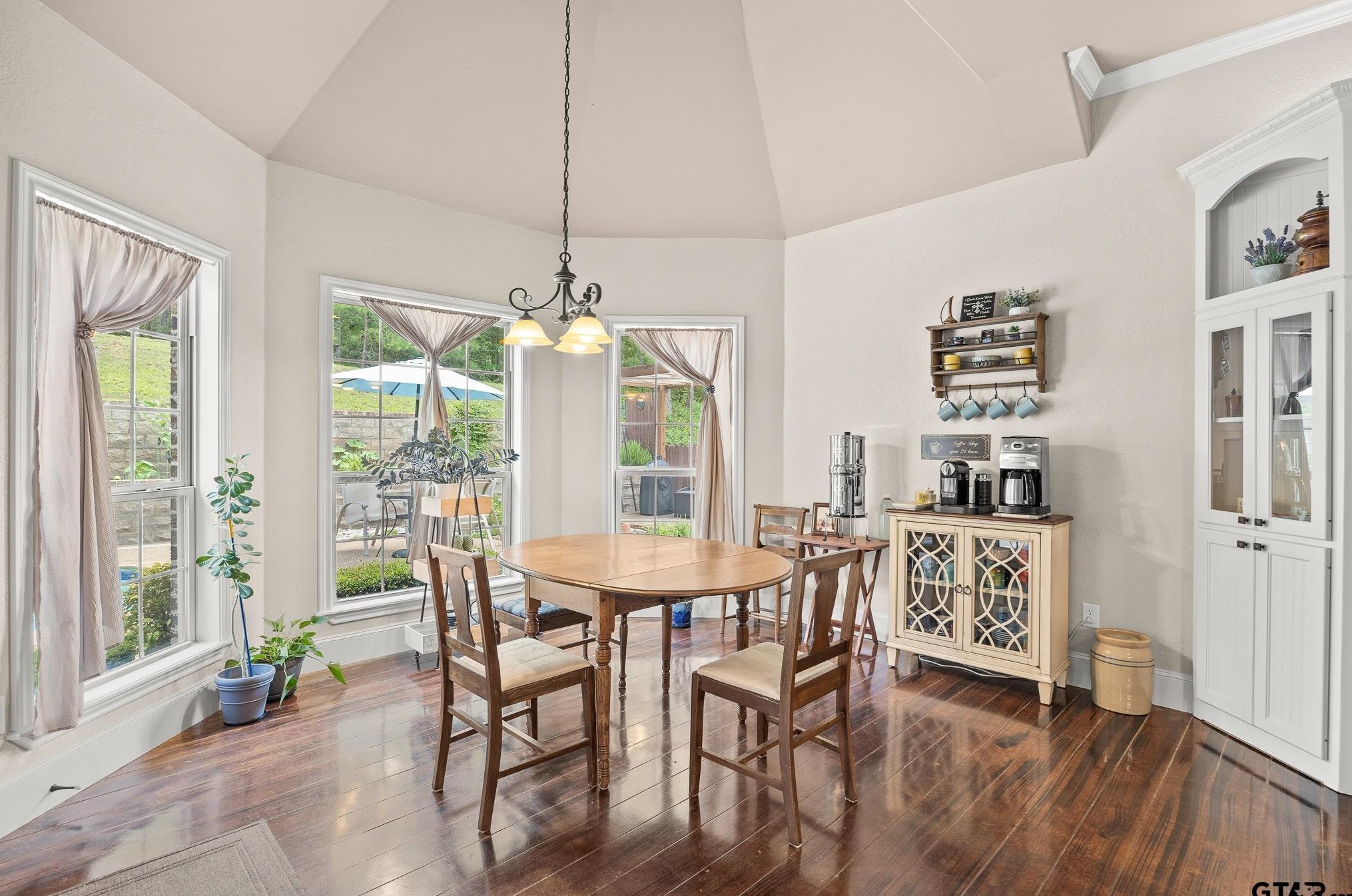 614 Huntwick Ln, Tyler TX  75703-5099 exterior