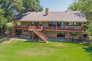 21997 Blue Water Rd, Chandler, TX 75758 - Photo 9