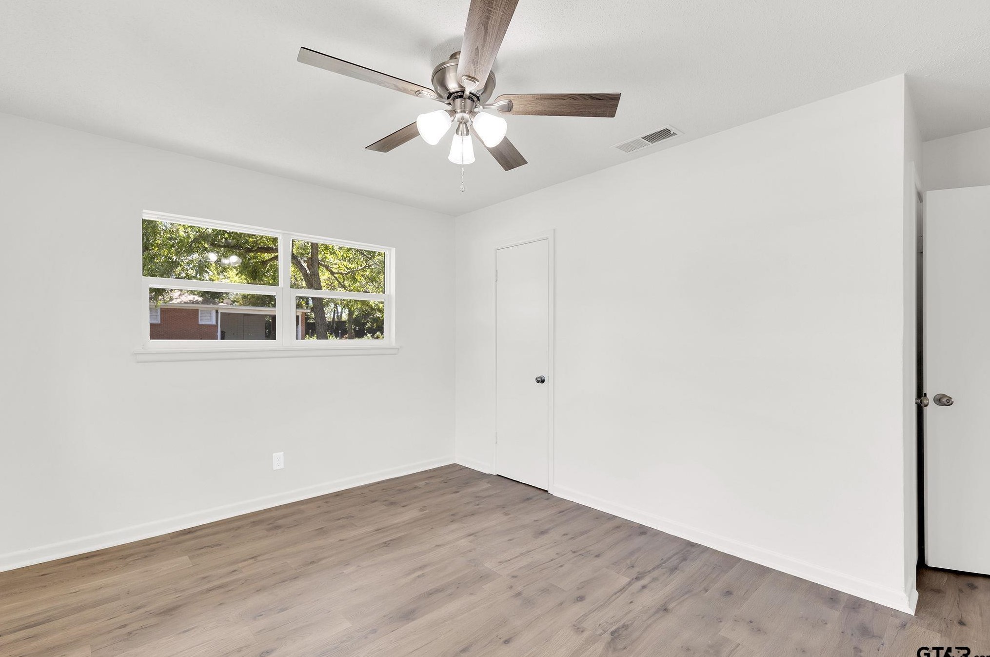 827 Palmer Ave, Tyler TX  75701-2371 exterior