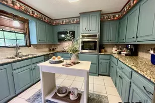 108 Glenhaven, Palestine, TX 75801 - Photo 9