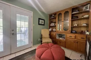 108 Glenhaven, Palestine, TX 75801 - Photo 3