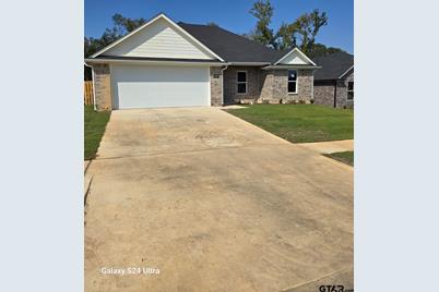 2006 Gavin Dr, Whitehouse, TX 75791 - Photo 1