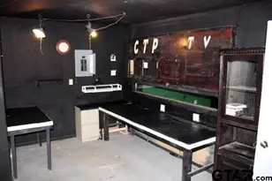 307 Lowry St, Arp, TX 75750 - Photo 29