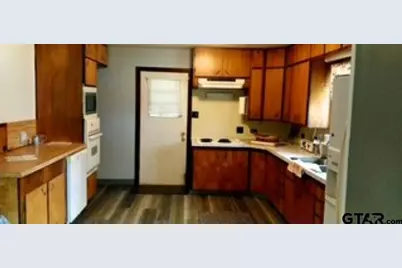 307 Lowry St, Arp, TX 75750 - Photo 27