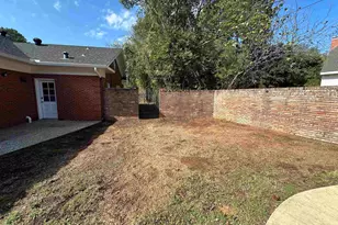1212 Hillcrest, Jacksonville, TX 75766 - Photo 35