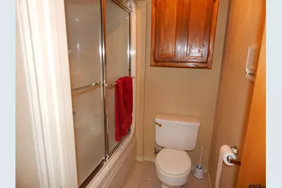 3073 East Lake, Gladewater, TX 75647 - Photo 31