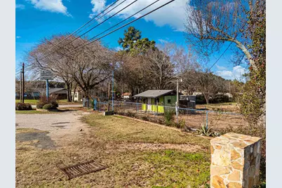 3901 Stone Rd., Kilgore, TX 75662 - Photo 11