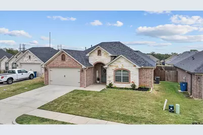 213 Patience Ave, Lindale, TX 75771 - Photo 1