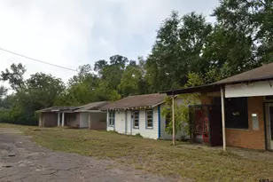 507 N Van Buren, Henderson, TX 75652 - Photo 1