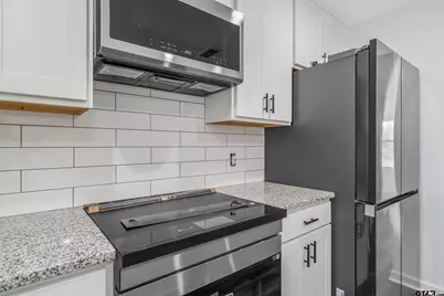 608 Giles St, Troup, TX 75789 - Photo 9