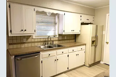 305 Wanda Dr., Winnsboro, TX 75494 - Photo 13