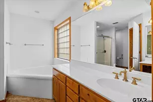 23085 County Rd 2169, Troup, TX 75789 - Photo 19