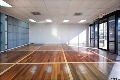 3216 W Gentry Pkwy, Tyler, TX 75702 - Photo 5