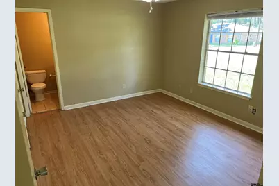 3161 Glenda Avenue, Apt 208, Tyler, TX 75704 - Photo 9