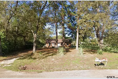 615 Quitman, Pittsburg, TX 75686 - Photo 1