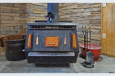 342 Rscr 3345, Emory, TX 75440 - Photo 13