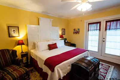 217 W Lafayette St, Jefferson, TX 75657 - Photo 11