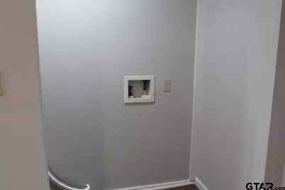 103 Dewitt Dr, Pittsburg, TX 75686 - Photo 11