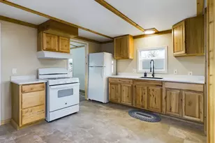 15995 Neches Pkwy, Tyler, TX 75704 - Photo 7