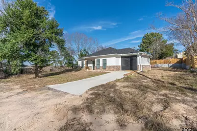 413 Stewart, Lindale, TX 75771 - Photo 3