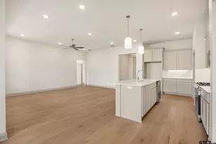 232 August Dr, Bullard, TX 75757 - Photo 11