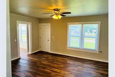 407 W Carnegie, Winnsboro, TX 75494 - Photo 3