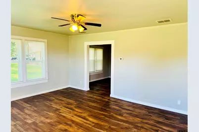 407 W Carnegie, Winnsboro, TX 75494 - Photo 9