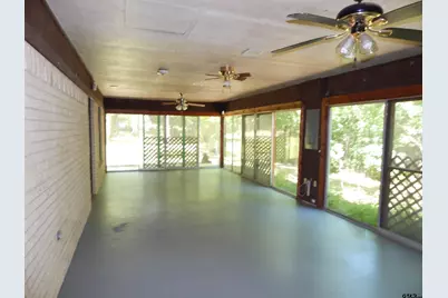 2231 W State Hwy 154, Gilmer, TX 75644 - Photo 31