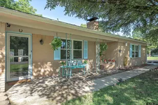 542 S South Houston, Edgewood, TX 75117 - Photo 3