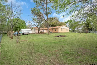 542 S South Houston, Edgewood, TX 75117 - Photo 1