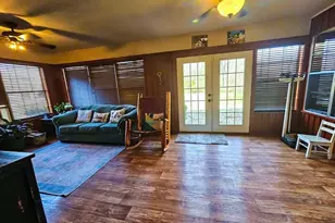 517 An County Rd 147, Palestine, TX 75801 - Photo 11