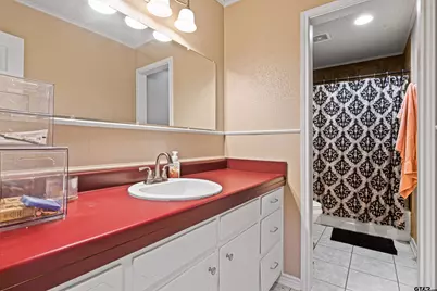 2207 Pinecrest, Gladewater, TX 75647 - Photo 31