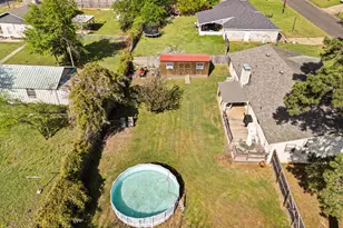 2207 Pinecrest, Gladewater, TX 75647 - Photo 9